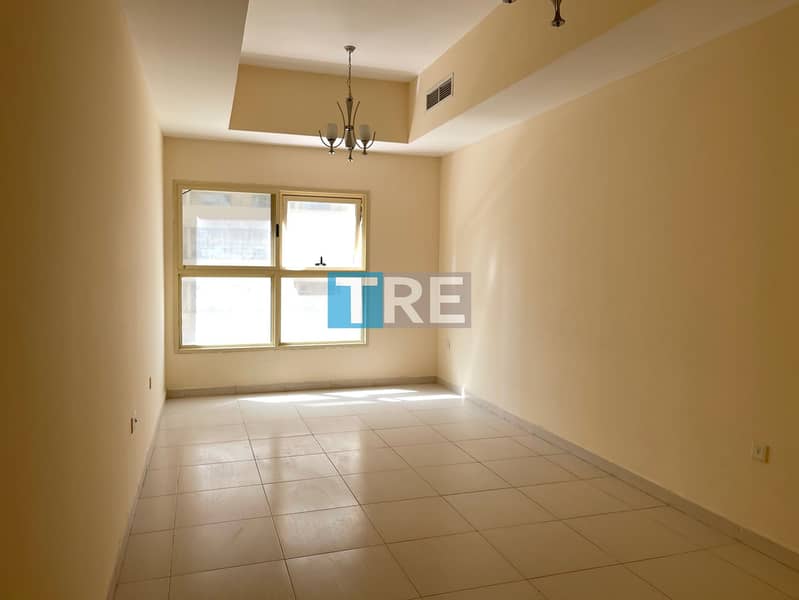 HOT DEAL !! DISTRESS UNIT SPACIOUS 1BHK FOR SALE IN LILIES TOWER WITH PARKING