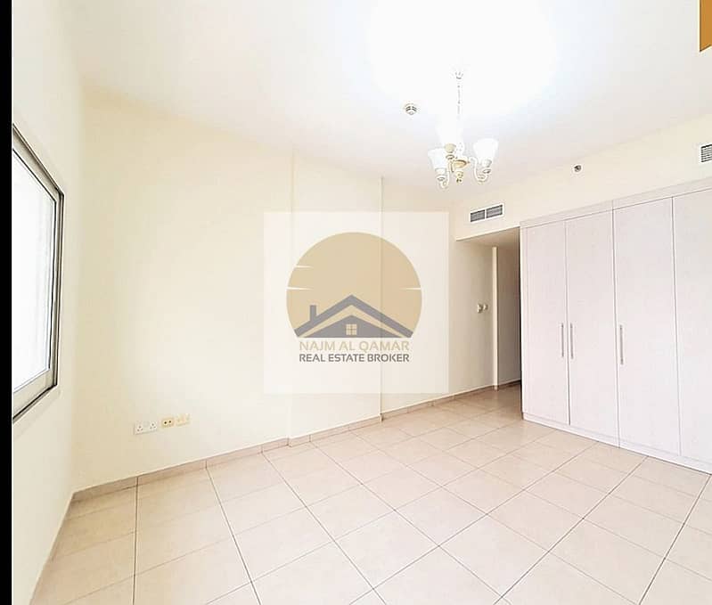 3BHK AVAILABILE IN MURAQQABAT AREA