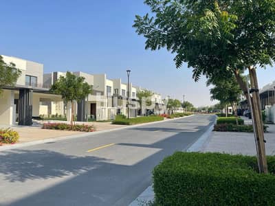4 Bedroom Townhouse for Rent in Dubai South, Dubai - Ready to Move in | Close to Pool | 4 Bedroom+Maid