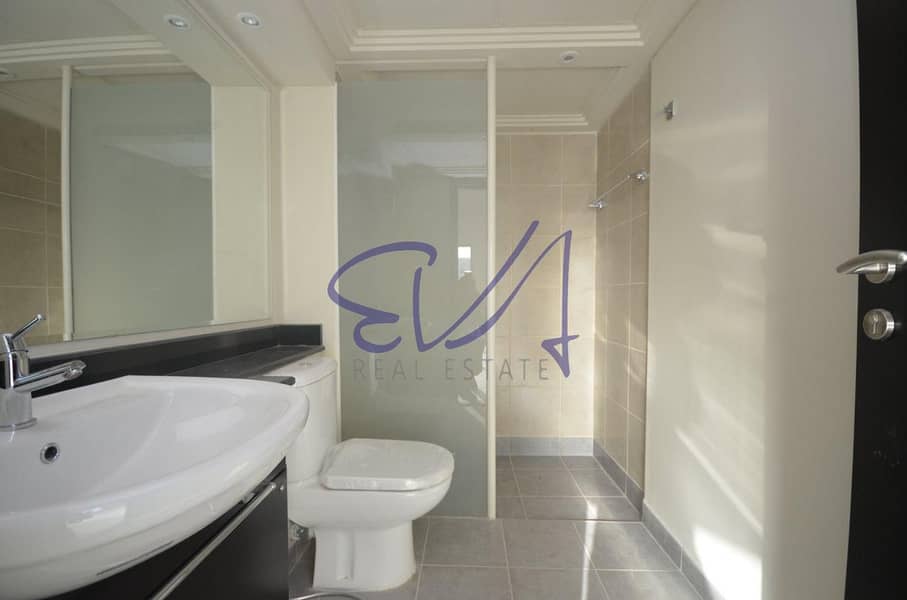 8 Bathroom 1. jpg
