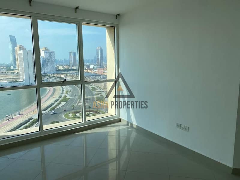 Tenanted Studio| Higher Floor| Lake View