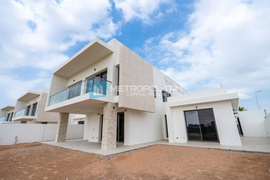 Redwoods | Facing the Golf | Own This Villa Now Redwoods | Facing the Golf | Own This Villa Now