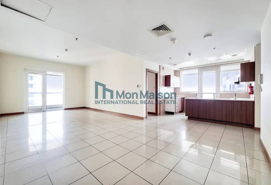 Chiller Free | Great Views | Large 2BHK | Vacant Chiller Free | Great Views | Large 2BHK | Vacant