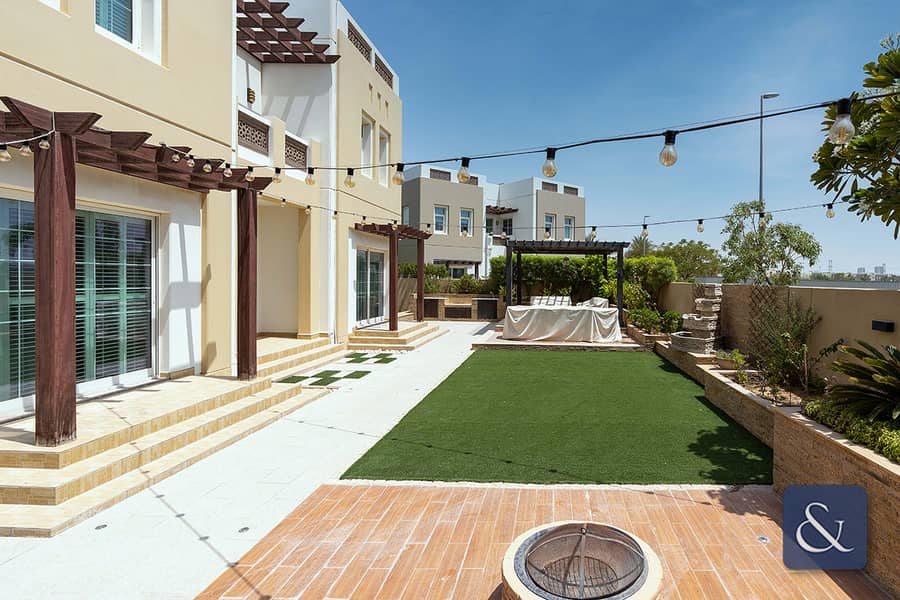 Upgraded | Private Plot | Five Bedroom Upgraded | Private Plot | Five Bedroom