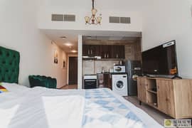 WELL MAINTAINED APT - GREAT COMMUNITY - LAST UNTI