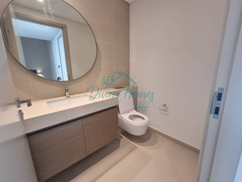 15 washroom (2). jpg