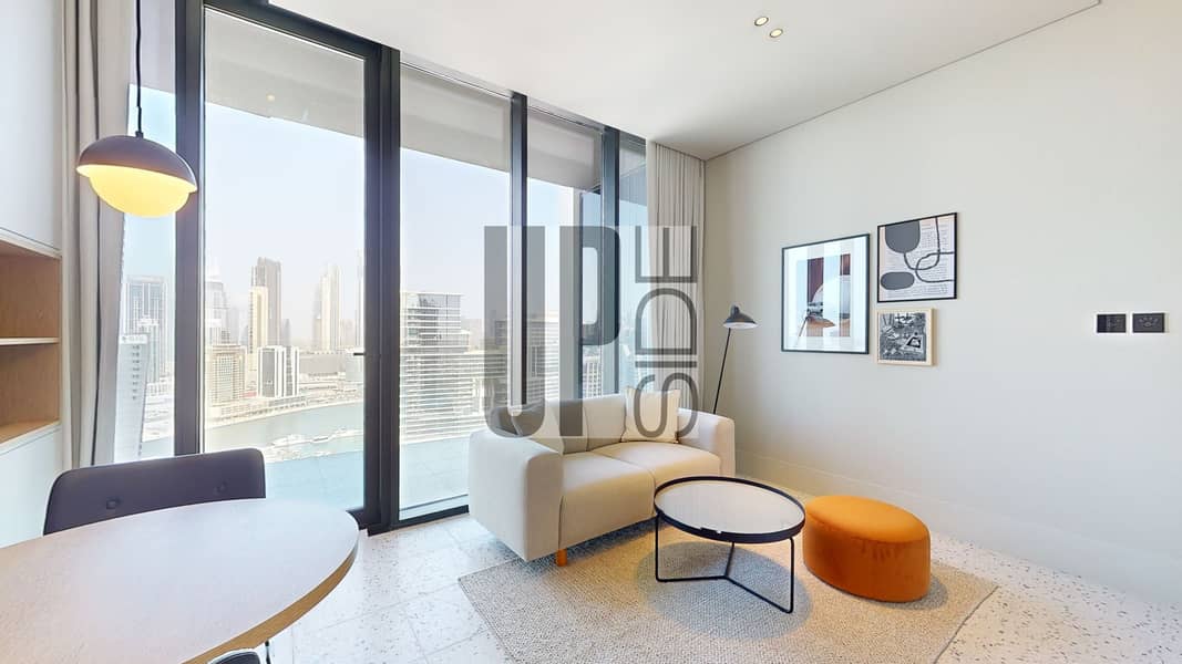 12 UPSIDE-Living-The-Modern-Burj-Khalifa-Views-09122023_152402. jpg