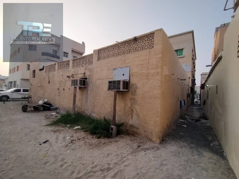 OLD VILLA FOR SALE IN HOR AL ANZ ASKING PRICE 2.8M MAKE A BUILDING G+2 OLD VILLA FOR SALE IN HOR AL ANZ ASKING PRICE 2.8M MAKE A BUILDING G+2