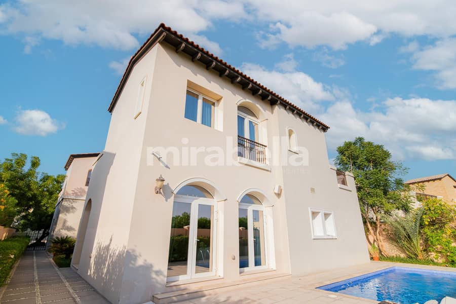 Spacious | Basement | Pool Spacious | Basement | Pool