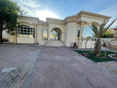 4 Bedroom Villa for Rent in Al Jurf, Ajman - Villa for rent