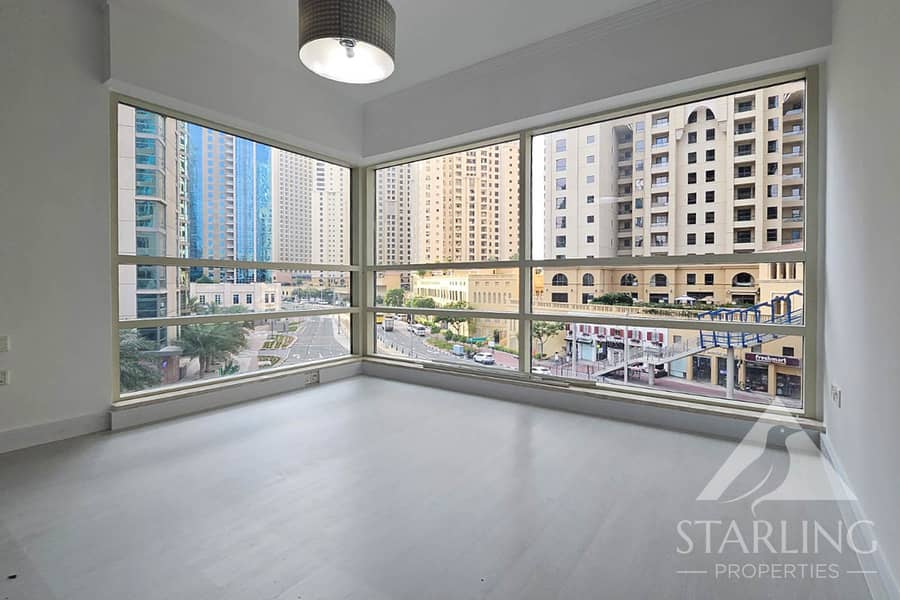 Fully Upgraded | Vacant | Close to Beach and Mall Fully Upgraded | Vacant | Close to Beach and Mall