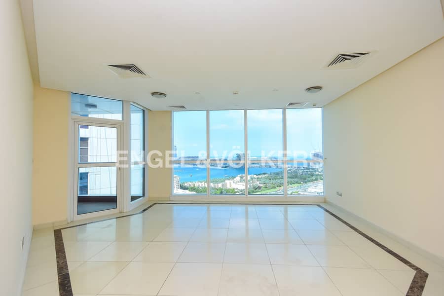 Captivating Sea View | Vacant | Prime Location Captivating Sea View | Vacant | Prime Location