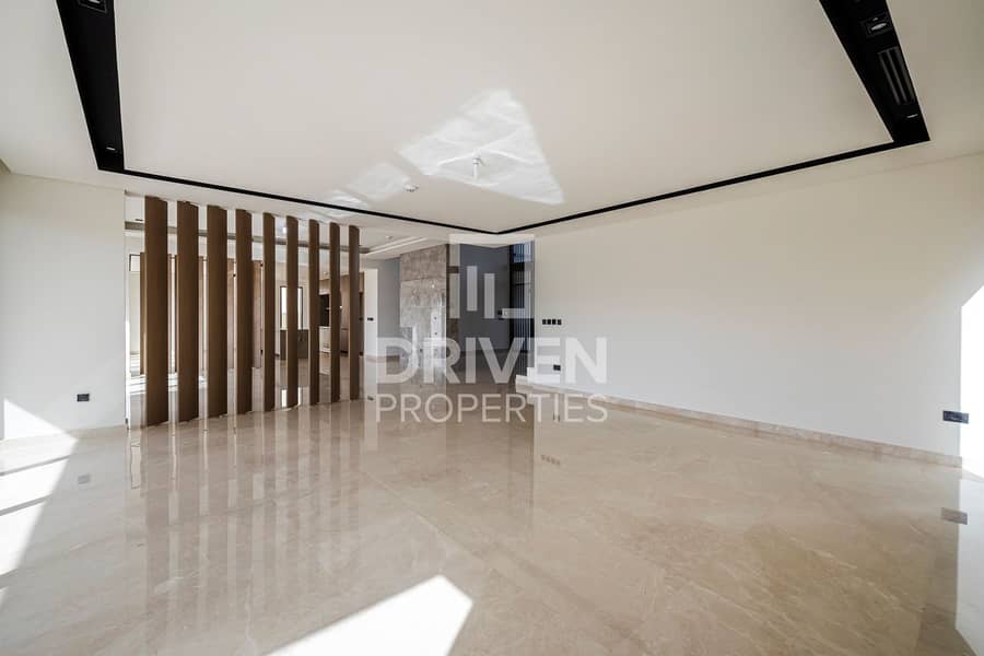 Vacant and Spacious with Park Views | D3 Vacant and Spacious with Park Views | D3