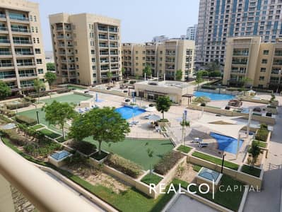 绿意盎然街区， 迪拜 1 卧室单位待售 - pool. jpg