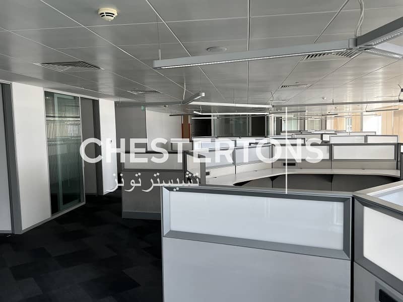 Unfurnished, office, tram access, s/c included Unfurnished, office, tram access, s/c included