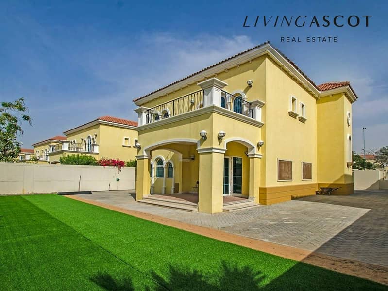Exclusive | Superb Location | Immaculate Exclusive | Superb Location | Immaculate