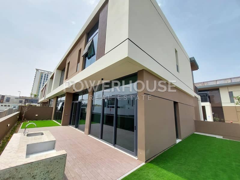 Brand New 4BHK+Maid's| Gated Community| Luxurious Villa Brand New 4BHK+Maid's| Gated Community| Luxurious Villa