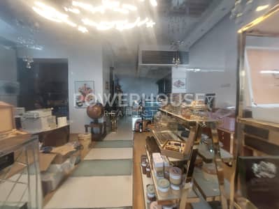 Shop for Rent in Business Bay, Dubai - Road Facing | Nicely Fitted | Near Metro
