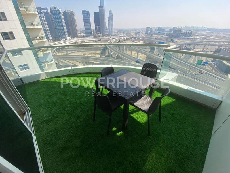 Upgraded | Fully Furnished | Vacant Mid December Upgraded | Fully Furnished | Vacant Mid December