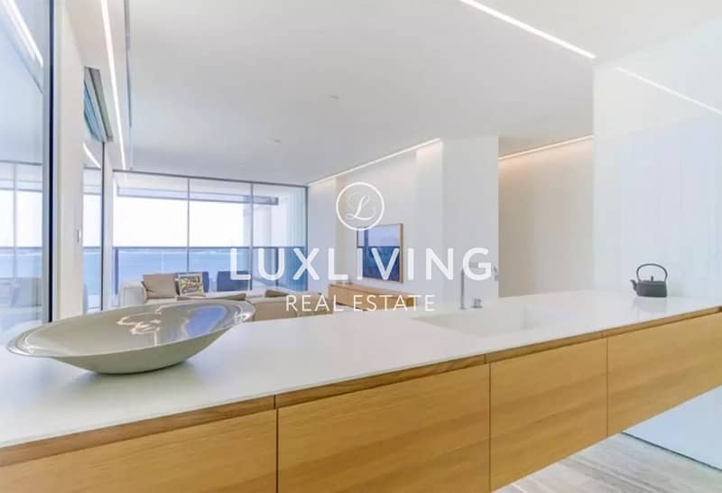4 Sea View | Luxurious and Modern 3Bedroom Apartment