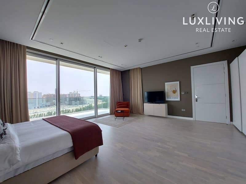 9 Luxury Living Beautiful Apartment | Lake View