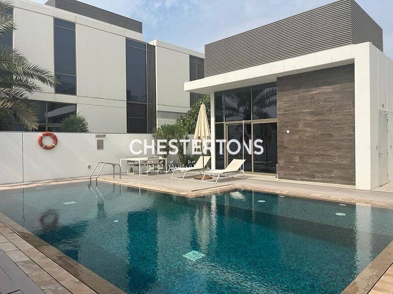 Contemporary, Secured Living in a Gated Community Contemporary, Secured Living in a Gated Community