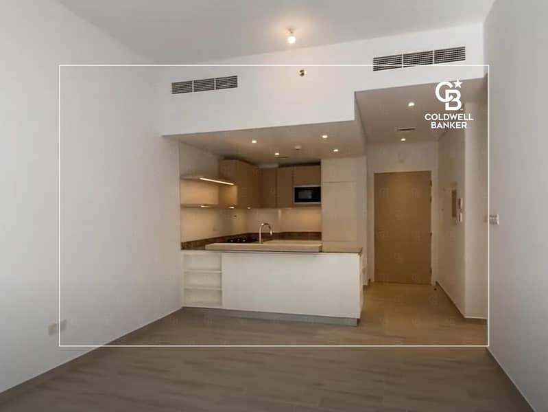 Tenanted | Fitted kitchen | Elegant | Balcony