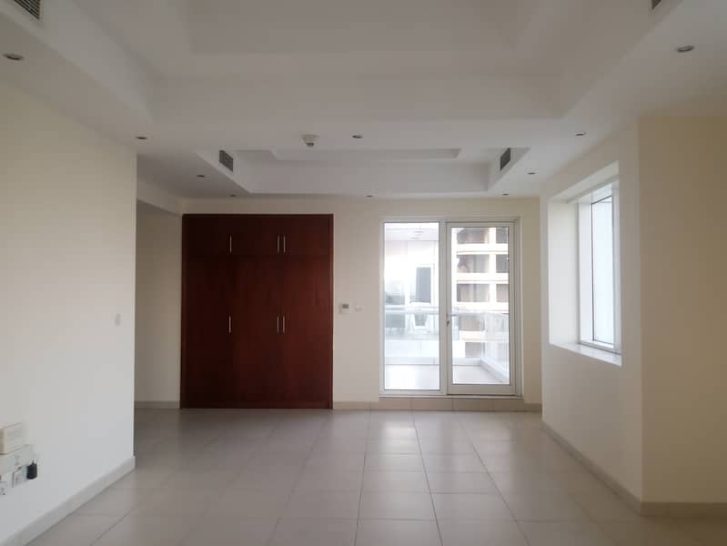 位于迪拜湾，阿尔曼霍尔街区 2 卧室的公寓 115000 AED - 8270933