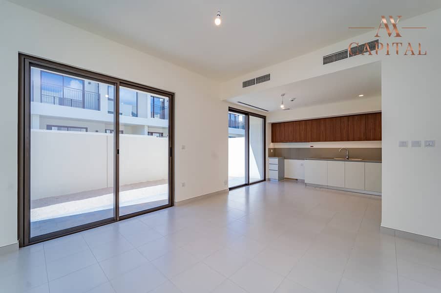 Spacious | Corner Unit | Brand New | Bright Spacious | Corner Unit | Brand New | Bright