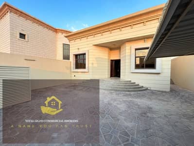 فیلا 3 غرف نوم للايجار في مدينة محمد بن زايد، أبوظبي - WhatsApp Image 2023-12-01 at 6.25. 53 PM (1). jpeg