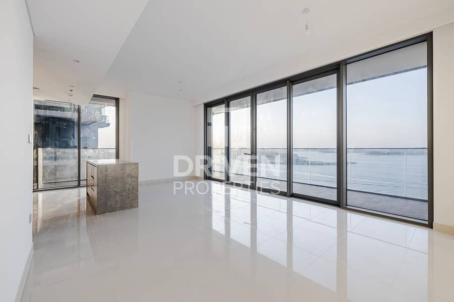 Brand New and Vacant Apt with Beach View