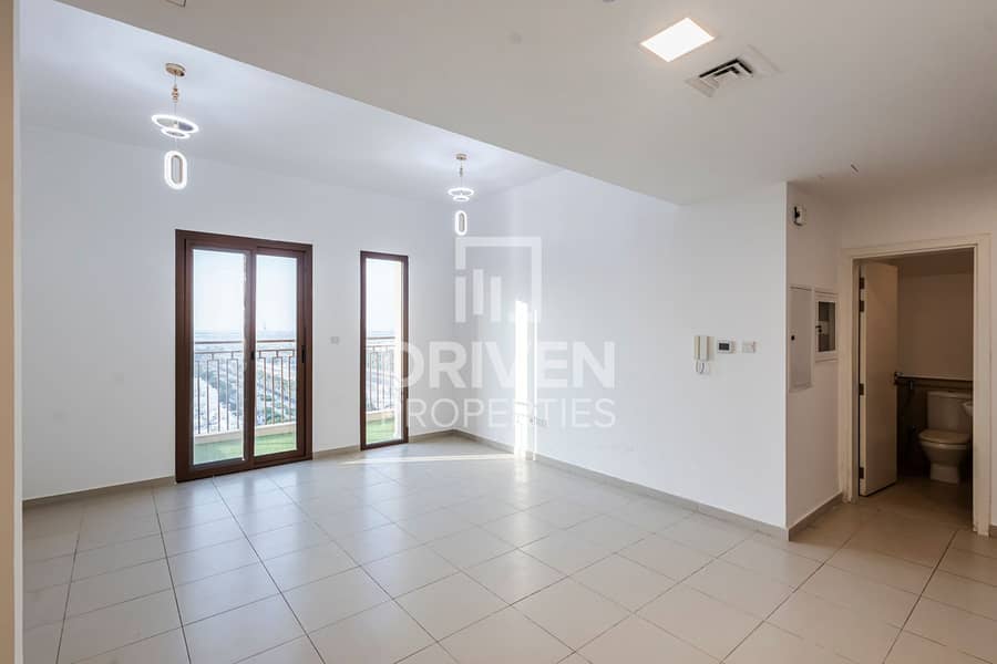 Spacious Unit | High Floor with Great View