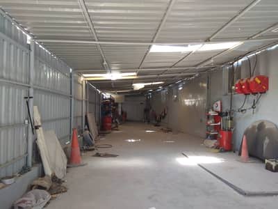 Garage with fully equipped in Al Quoz Main Road near times square Garage with fully equipped in Al Quoz Main Road near times square