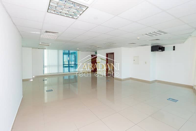 Golf View | Corner Fully fitted office | Jumeirah Bay