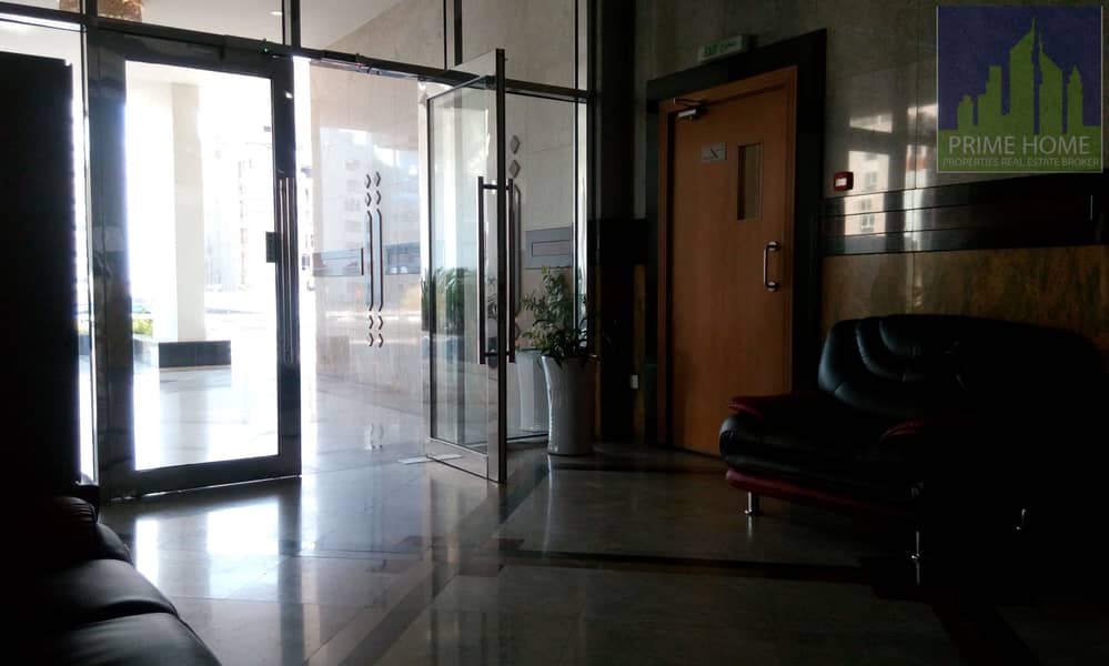 4 802 lobby. jpg