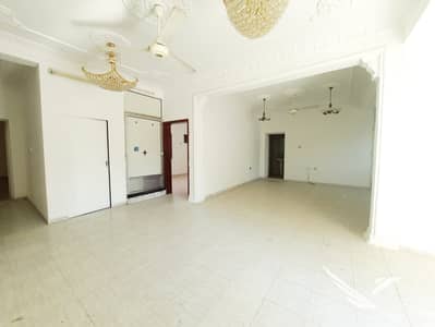 A very big 4Bhk with made room. , green garden