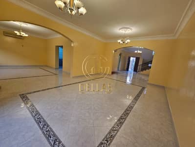 Amazing Villa in Abu Dhabi - Al Muroor