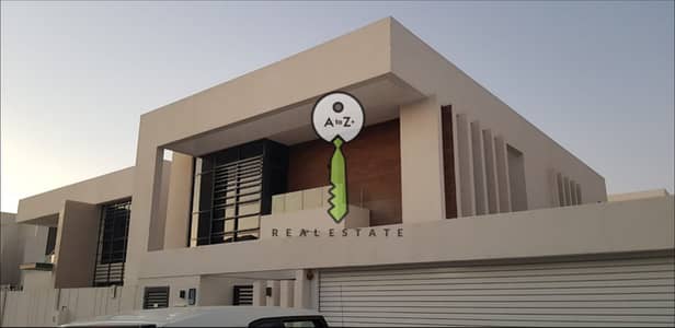 Incredible deal with this massive villa Incredible deal with this massive villa