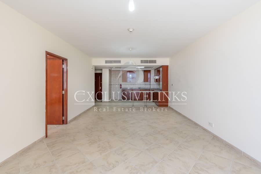 Spacious | Park View | Ground Floor Spacious | Park View | Ground Floor