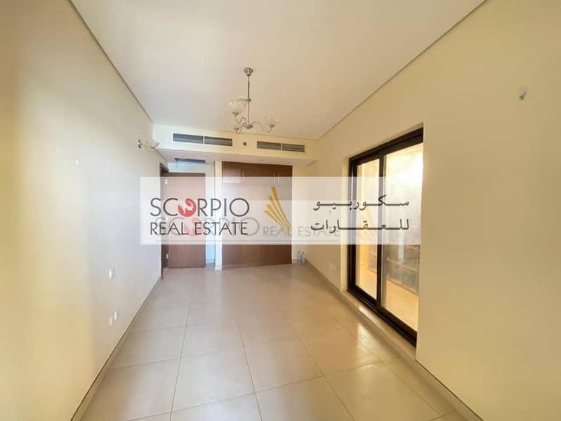 5 1 Month Free !!! 3 BR with Amazing View with Large Balcony in Burdubai souk Al Kabeer Only 78 K / 4 cheqs !!