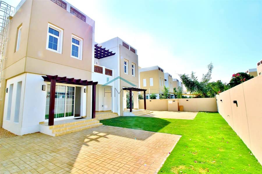 Must View Villa - Rahat - Modern Finish