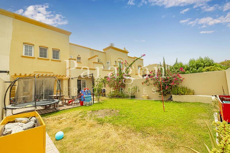 3 Bed+Study | Back to back | Vacant Soon 3 Bed+Study | Back to back | Vacant Soon