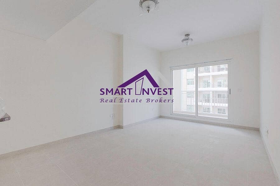 3 2 BR Apartment for sale in Liwan Queue point building 10B for AED 530K