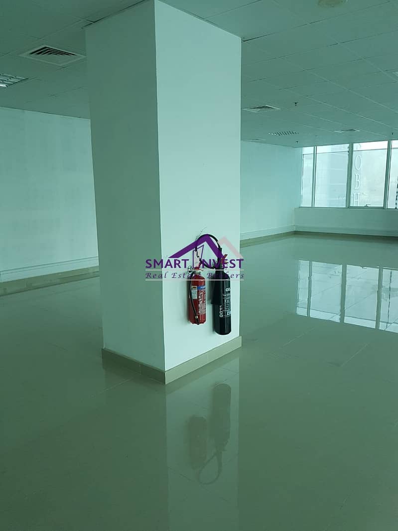 5 Fitted Office full Floor with pantry/washroom for rent in Business Bay for AED 635K/Yr