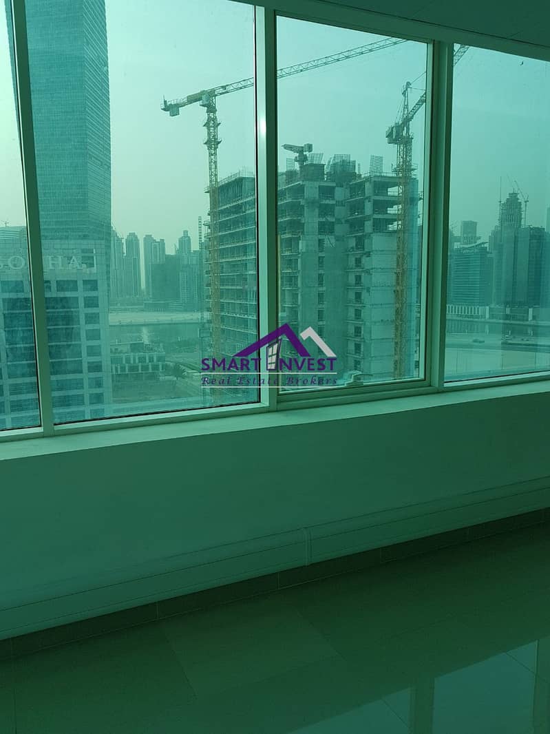 7 Fitted Office full Floor with pantry/washroom for rent in Business Bay for AED 635K/Yr