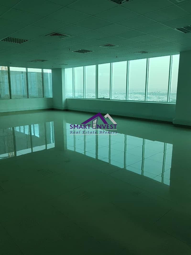 8 Fitted Office full Floor with pantry/washroom for rent in Business Bay for AED 635K/Yr