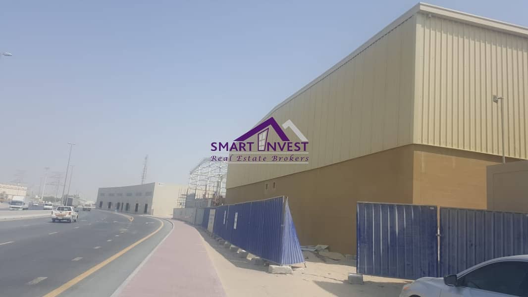 Warehouse for rent in Jebel Ali for AED 40/Sq. Ft.
