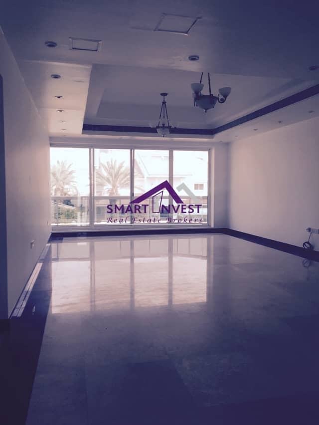 14 Huge 5 BR Villa in an exclusive Villa  Compound in Jumeirah 1 for rent for AED 300K/Yr