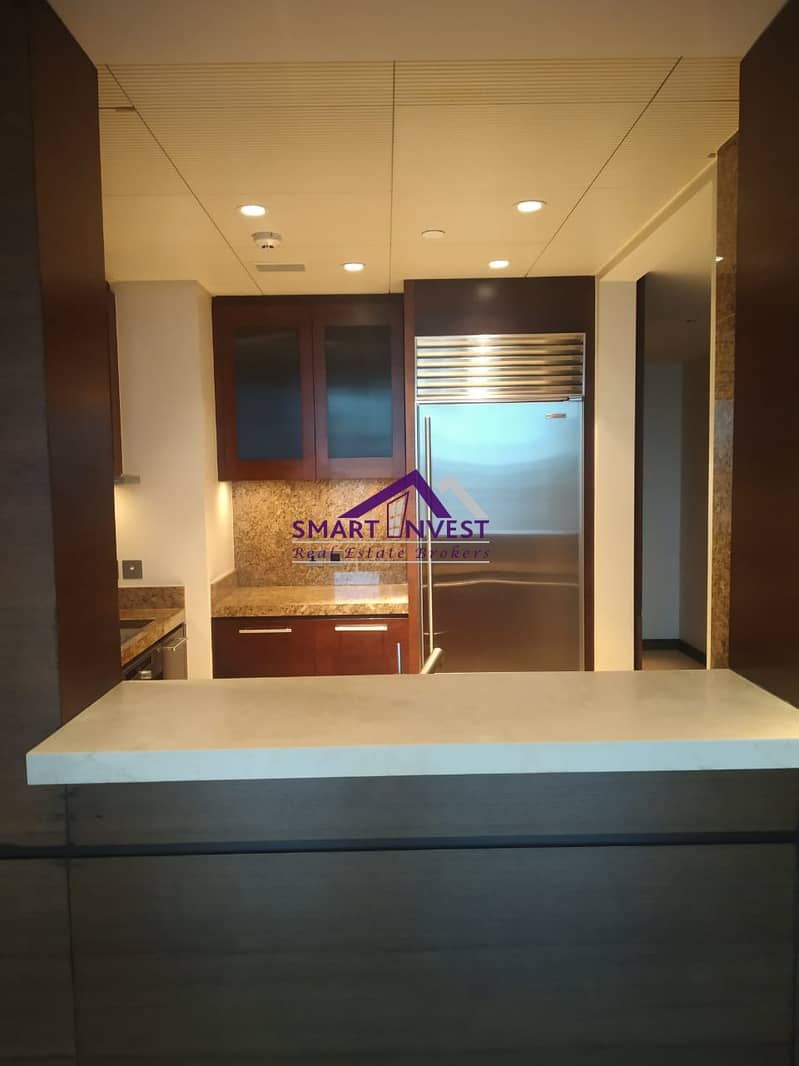 3 Spacious and Beautiful unfurnished 1 BR for sale in Burj Khalifa for AED  1.8M