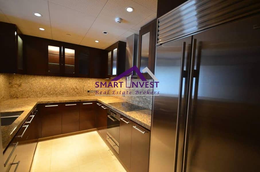 5 Spacious and Beautiful unfurnished 2 BR Apt for rent in Burj Khalifa for AED  220k/yr